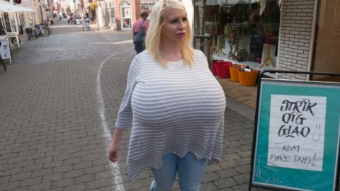 What Is Largest Boobs